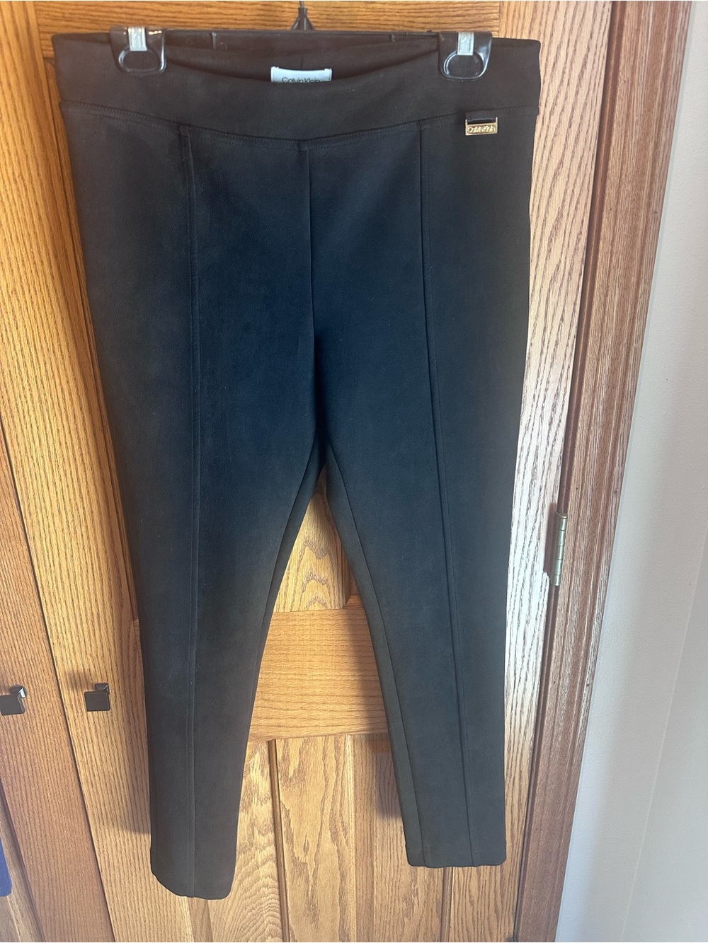 Calvin Klein Suede Pants Ankle Length Size Medium Slim Fit Pull On Sz M